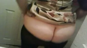 Μπουστού ts πειραστή Chanel Santini fucks Embers ασιατικό μουνί