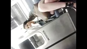 Η ώρα της οικογενειακής ταινίας και ο μπαμπάς τιμωρεί τις κόρες του συντρόφου του xxx The Sibling Study