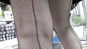Το Gloryhole έφηβος πέφτει στο πιπίλισμα bbc