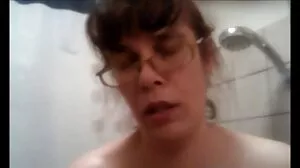 Horny μωρά Belle n Bridgette tag μοιράζονται ένα πετεινό αφού καυλιάρησαν γρήγορα