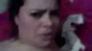 Η καυλιάρης ξανθιά δυσαρεστείται