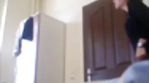 Η καυτή Λατίνα έλαμψε μεγάλα βυζιά σε εξωτερικούς χώρους
