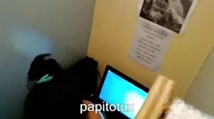 Η πρώτη της λεσβιακή εμπειρία